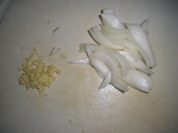 蒜苗炒西红柿步骤4