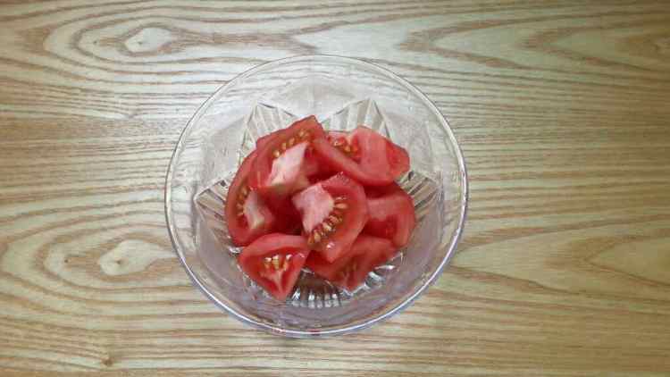 西兰花番茄肉丸汤步骤4
