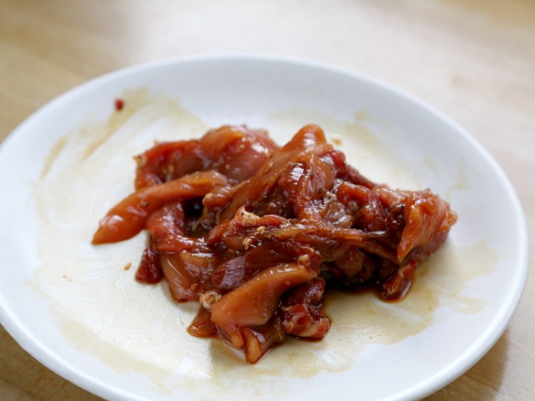 蓝瘦香菇（西兰花瘦肉步骤3