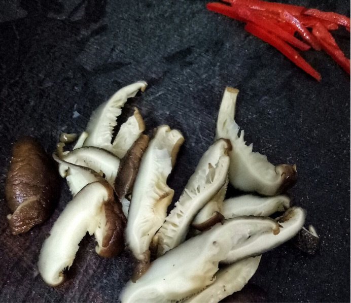 蓝瘦香菇步骤1