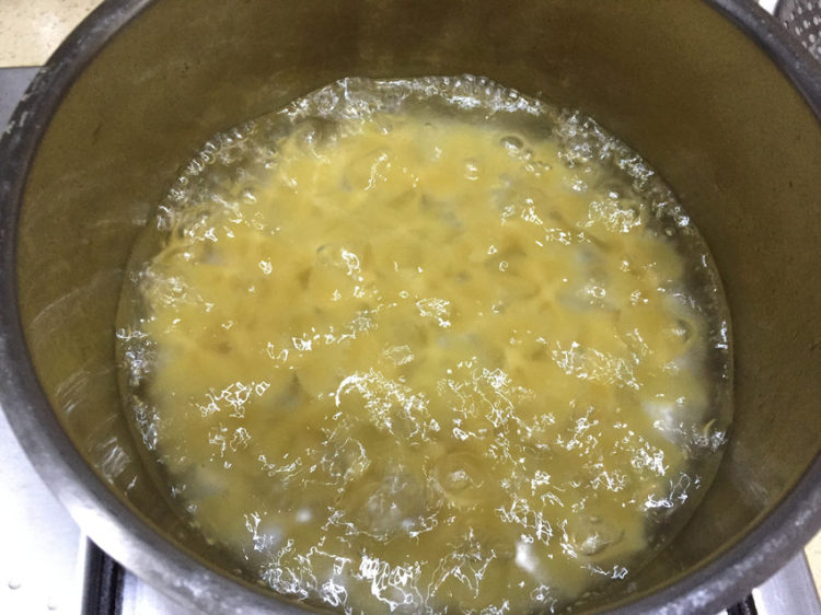 蝴蝶结炸酱面#圣诞美步骤5