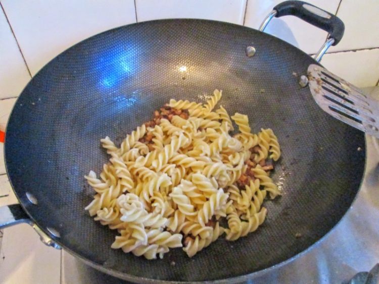 中式香菇肉末意面#百步骤10