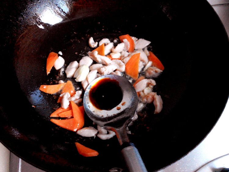 鸡肉金针菇步骤6