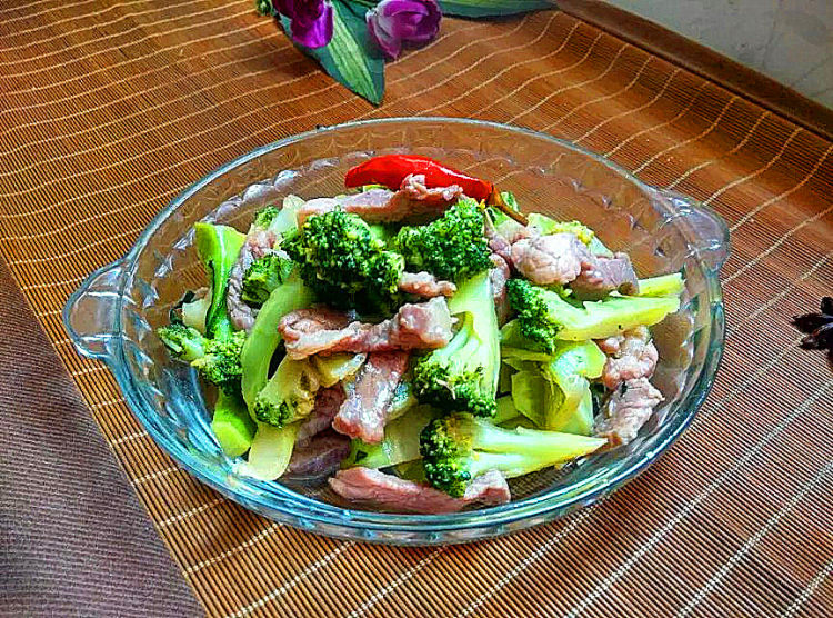 肉炒西兰花步骤7
