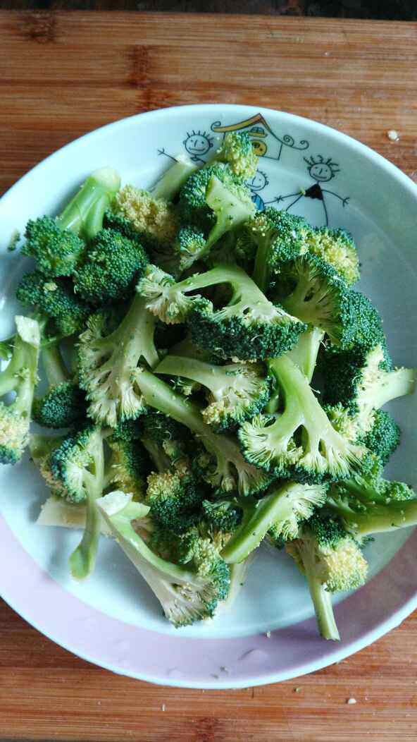 西兰花炒肉丝步骤2