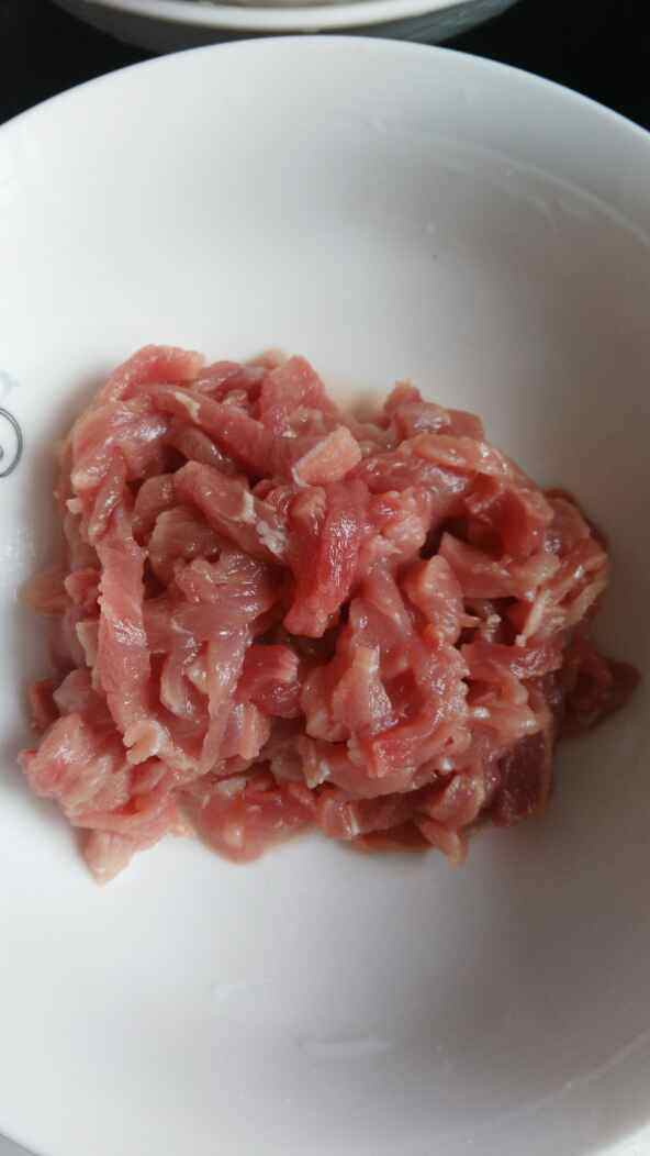 西兰花炒肉丝步骤3