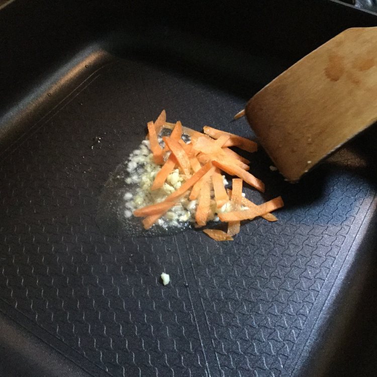 西兰花荷兰豆双拼步骤7