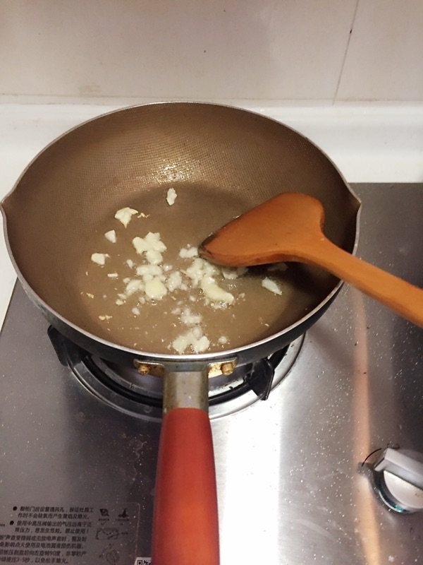 西兰花胡萝卜炒肉片步骤5