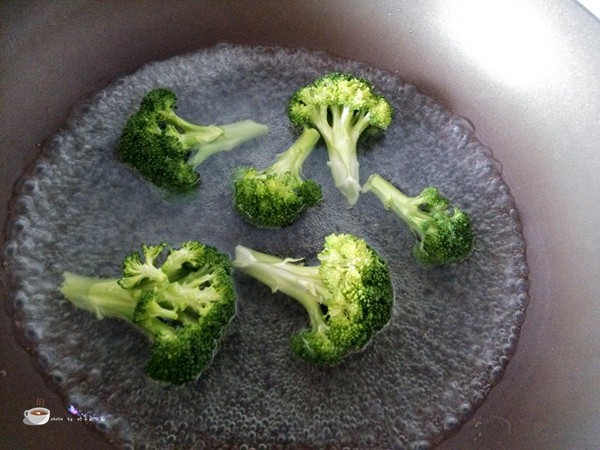 奶香蛋黄蔬菜泥步骤5
