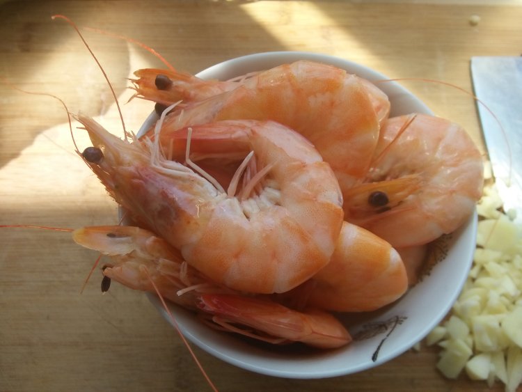 虾炒西兰花步骤3