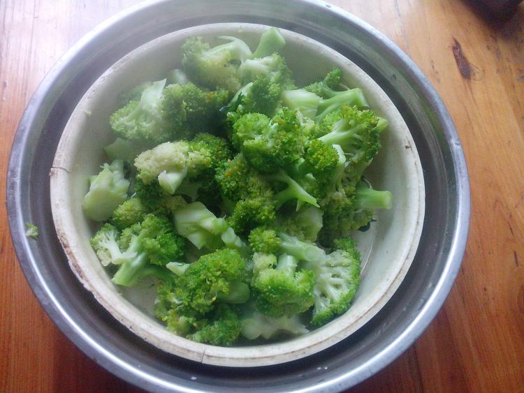 西兰花炒瘦肉步骤4