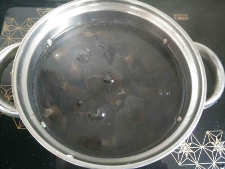 蒜蓉木耳西兰花步骤7