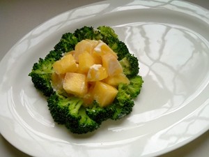 西兰花菠萝沙拉步骤8