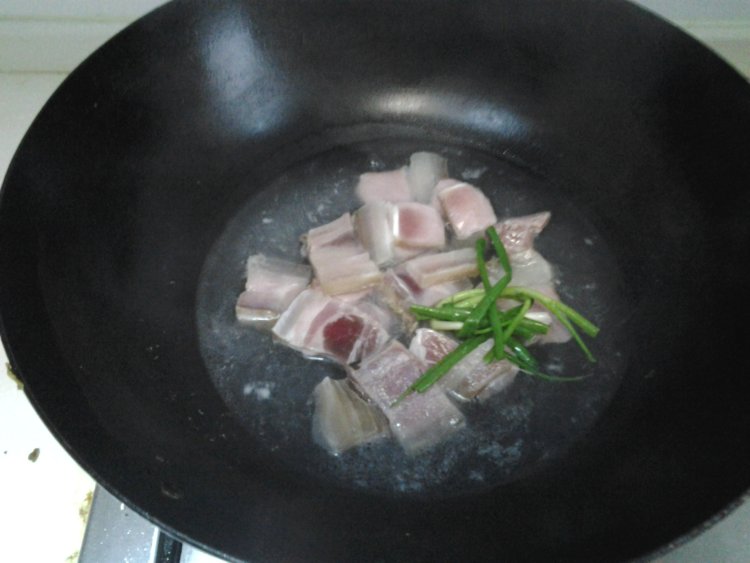 西兰花咸肉片步骤4