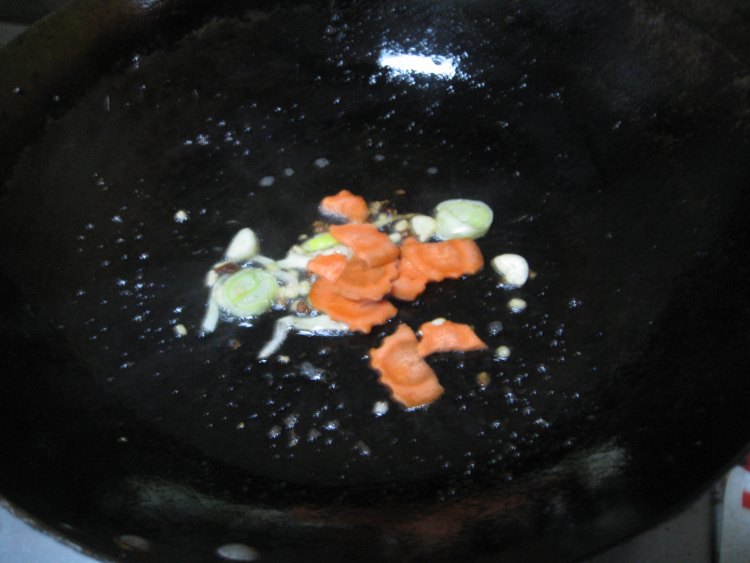 西兰花杏鲍菇炒肉片步骤12