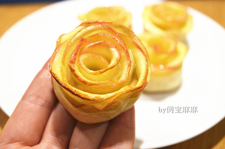 苹果玫瑰花-苹果的华步骤12