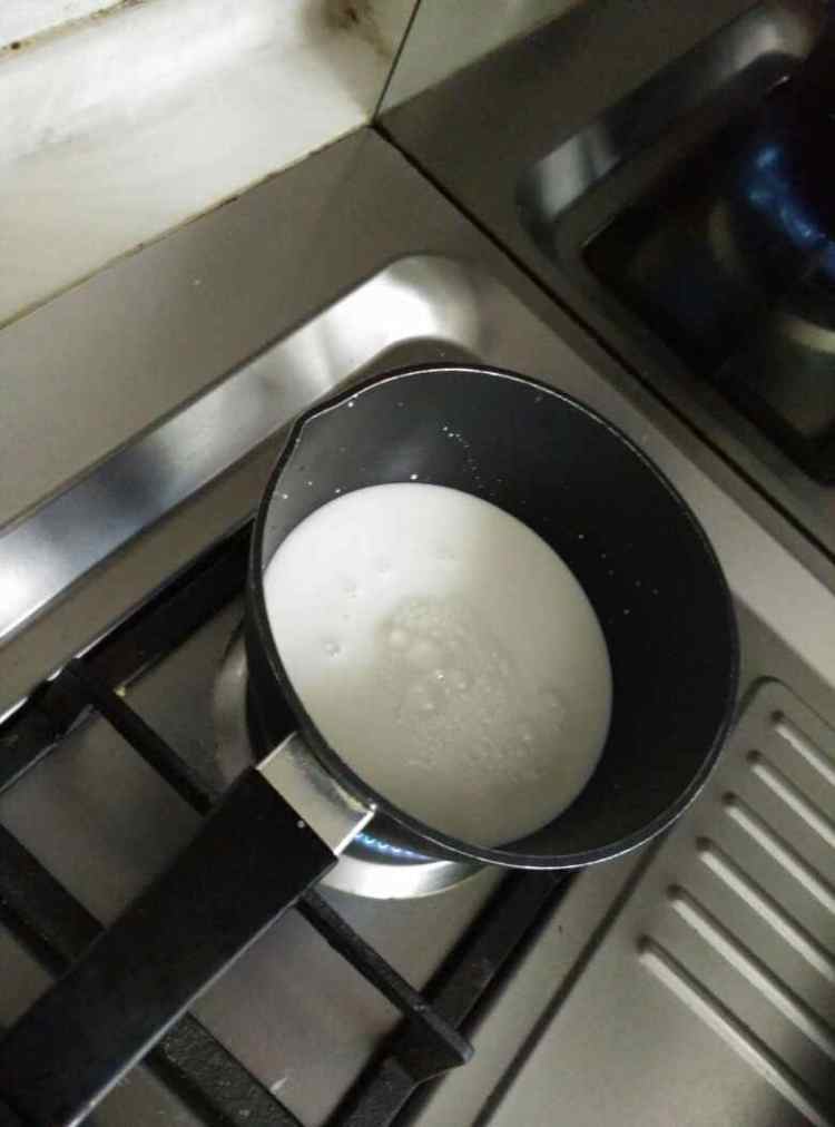 燕麦苹果奶昔步骤4
