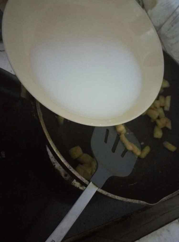 云吞皮版苹果派步骤8