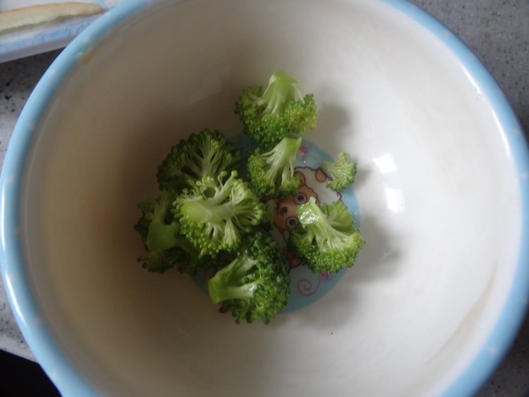 鱼骨头早餐盘步骤9