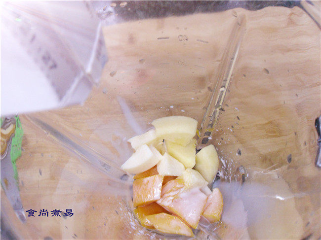 杂果奶昔步骤3