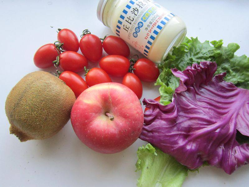 酸奶蔬菜水果沙拉步骤1