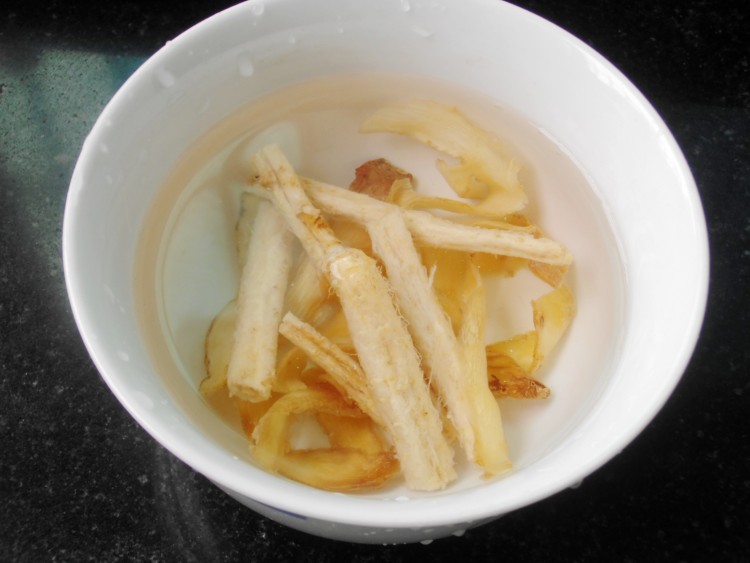 苹果沙参玉竹瘦肉汤步骤2