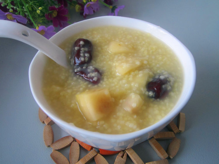 苹果红枣小米粥步骤9
