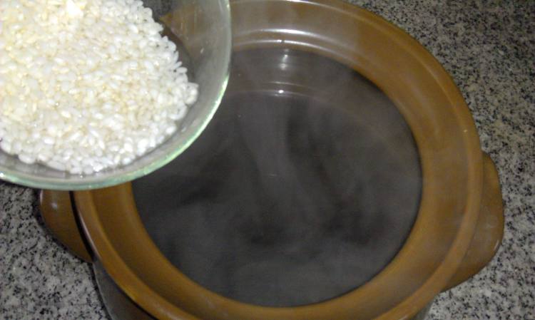 红豆黑米水果粥步骤5