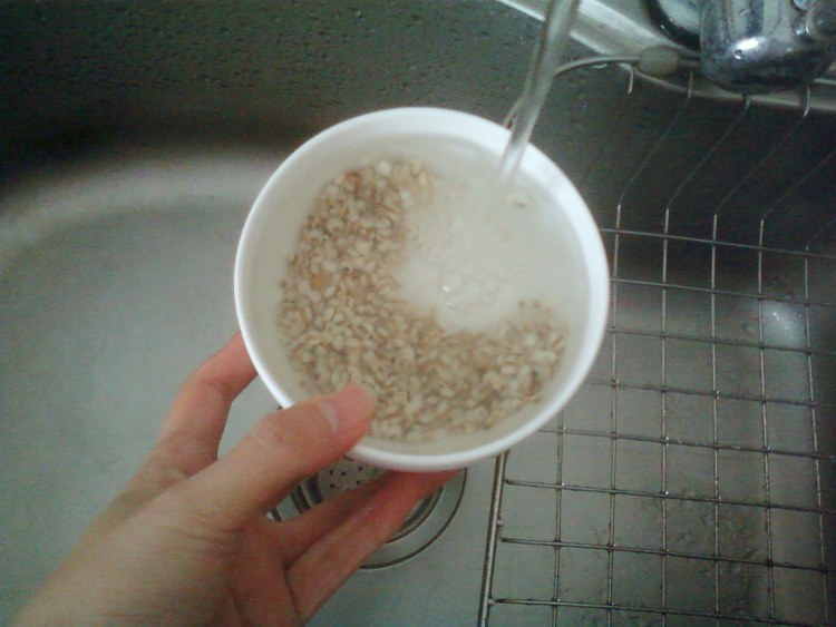 苹果薏米银耳羹步骤2