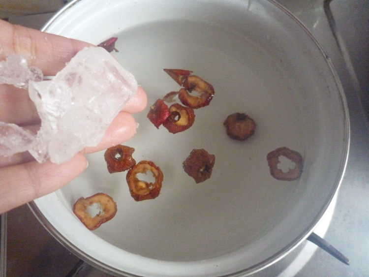秋梨汁步骤2