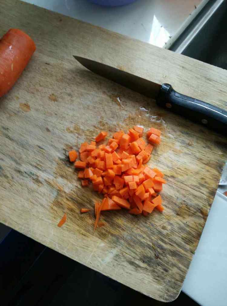 培根菠萝饭步骤2