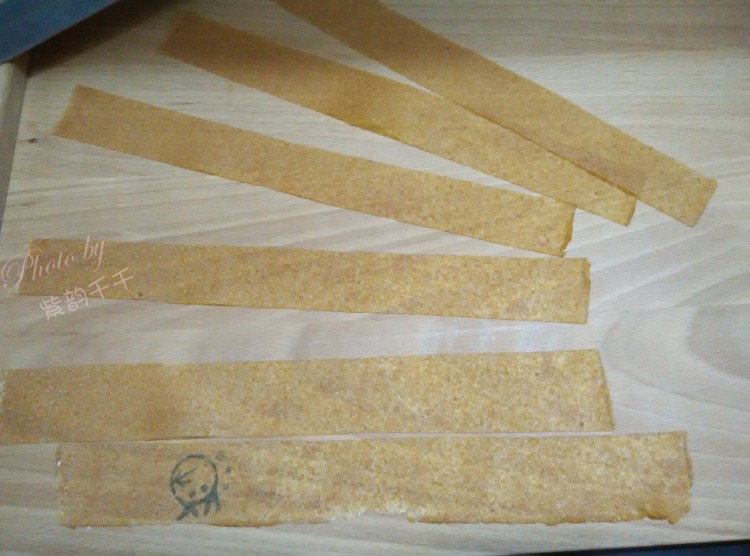 菠萝水果卷步骤12