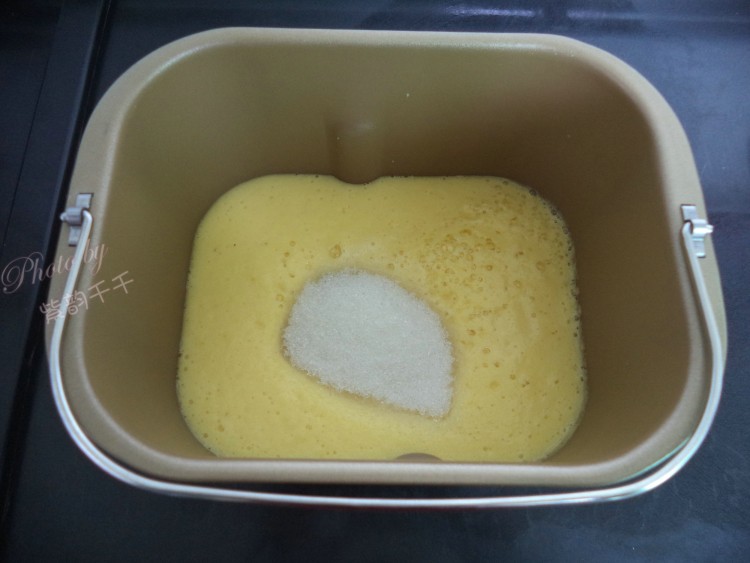 菠萝水果卷步骤6