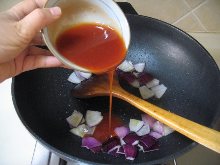 泰式菠萝虾球步骤8