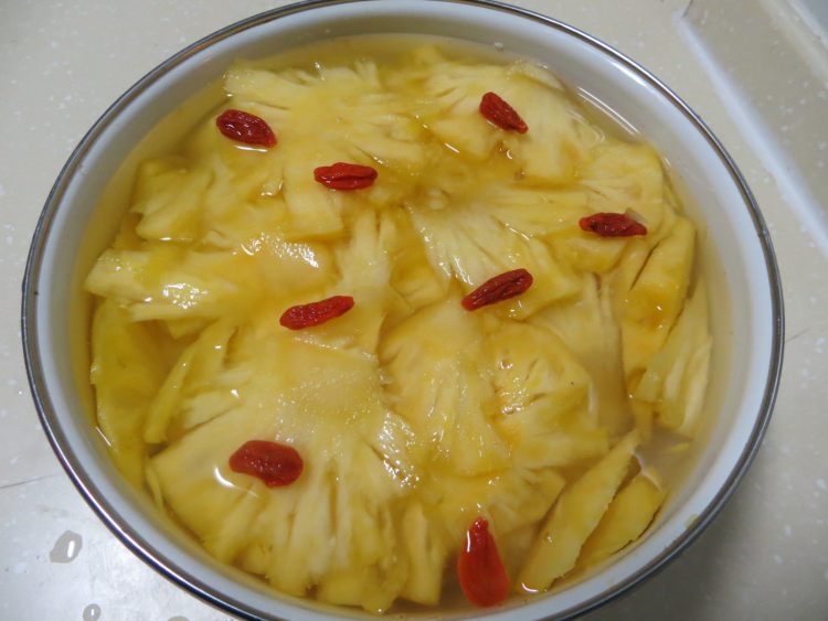 菠萝饮步骤4