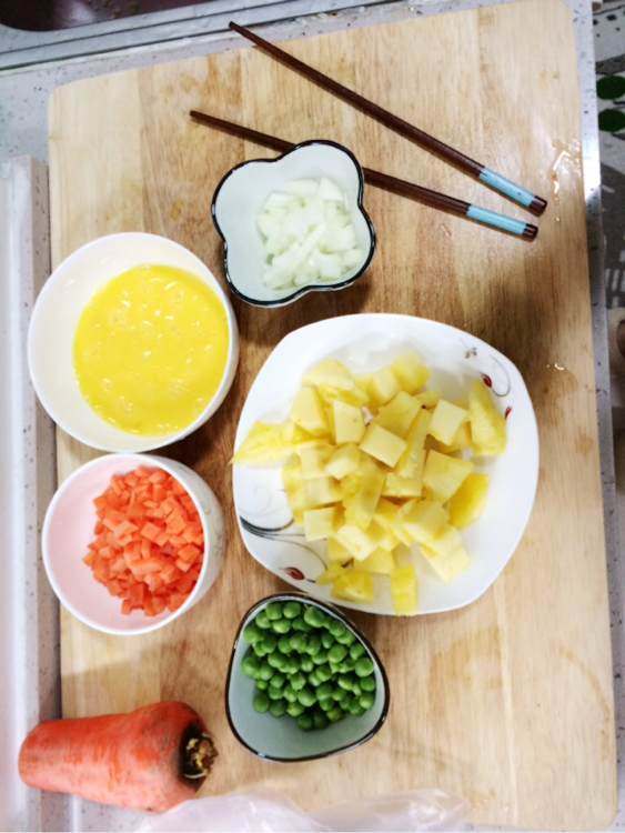 椰汁菠萝饭步骤5