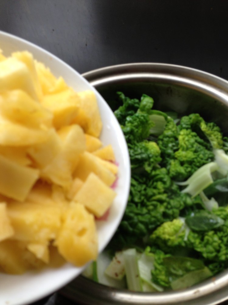 青菜炒菠萝步骤9