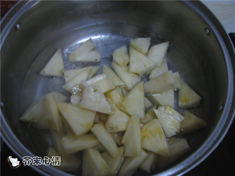 冰糖菠萝步骤5