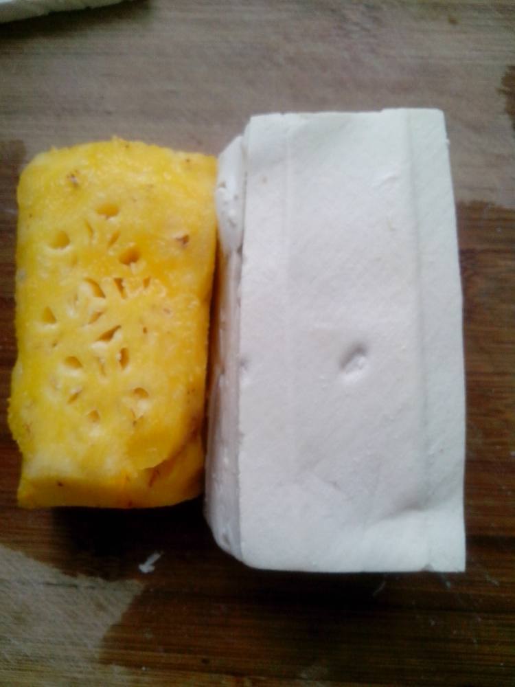 菠萝豆腐步骤1