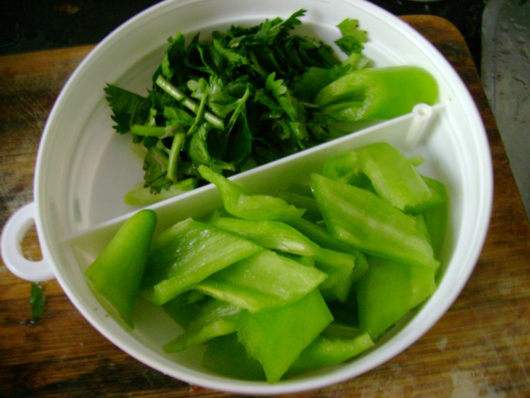 菠萝鲜贝步骤6