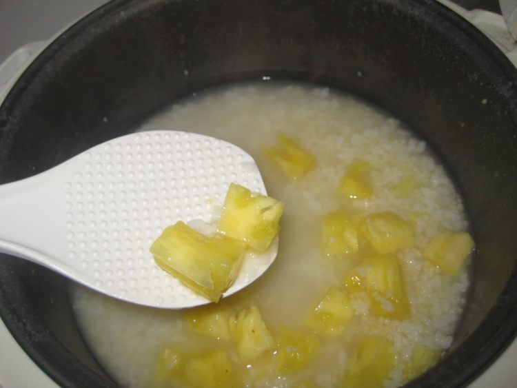 菠萝粥步骤4