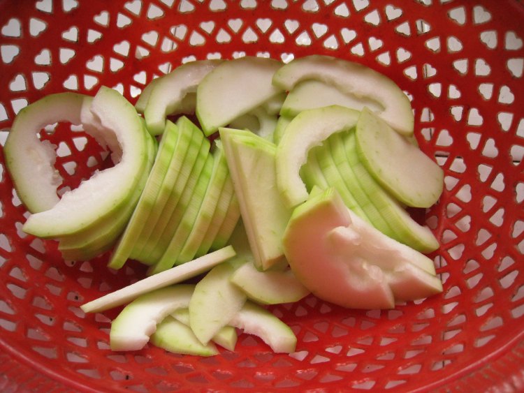 菠萝炒西葫芦步骤4