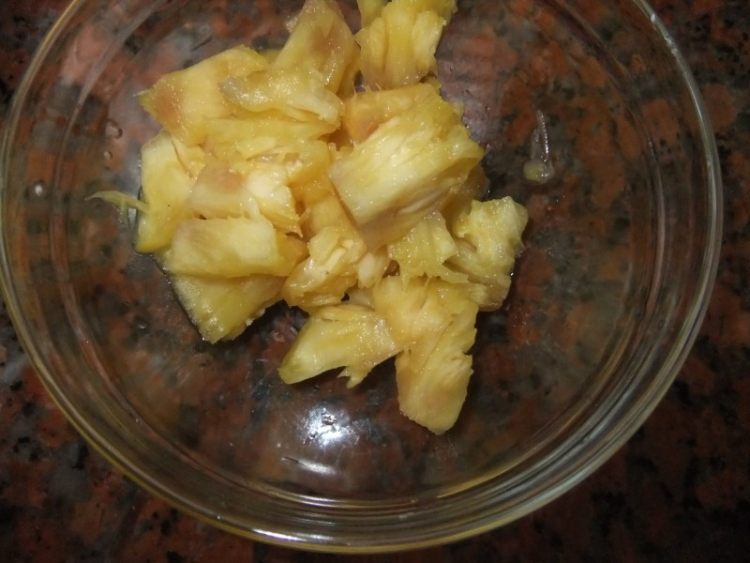 培根菠萝炒饭步骤3