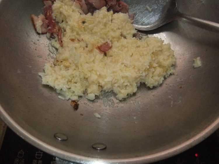 培根菠萝炒饭步骤11