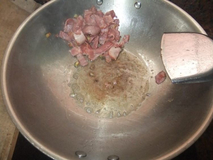 培根菠萝炒饭步骤10