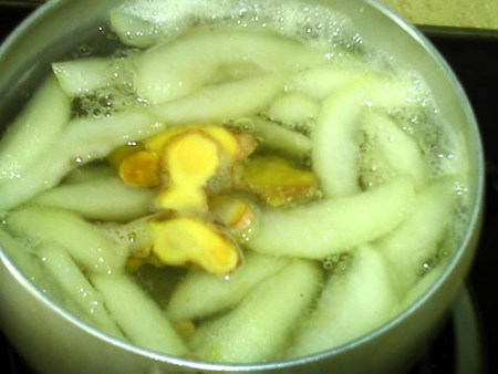 生姜蜜梨汤步骤7