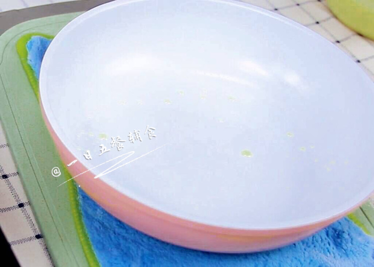 牛油果香蕉松饼步骤11