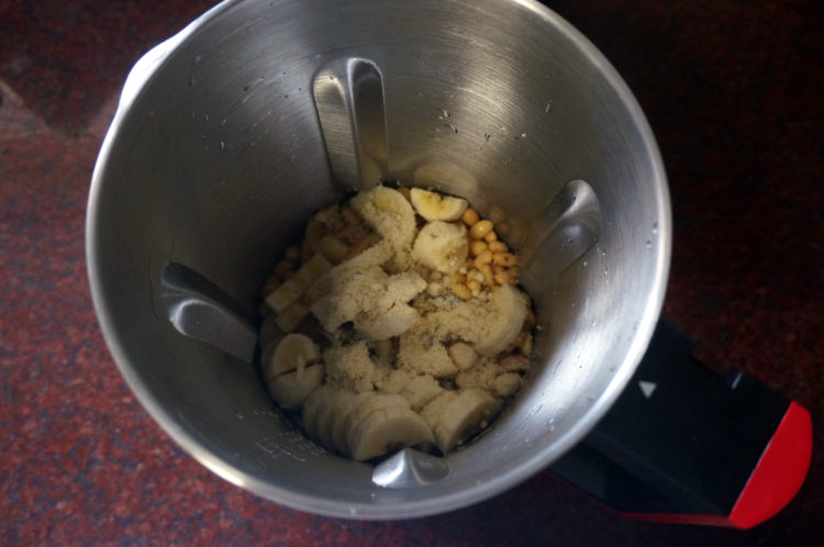 红薯香蕉杏仁豆浆，口步骤3