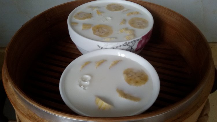 桂花牛奶蒸香蕉步骤4