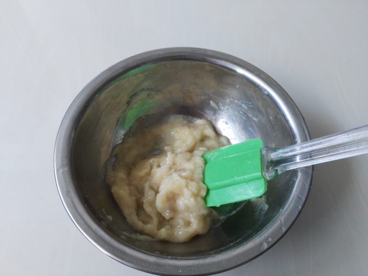 椰蓉香蕉蛋糕步骤2